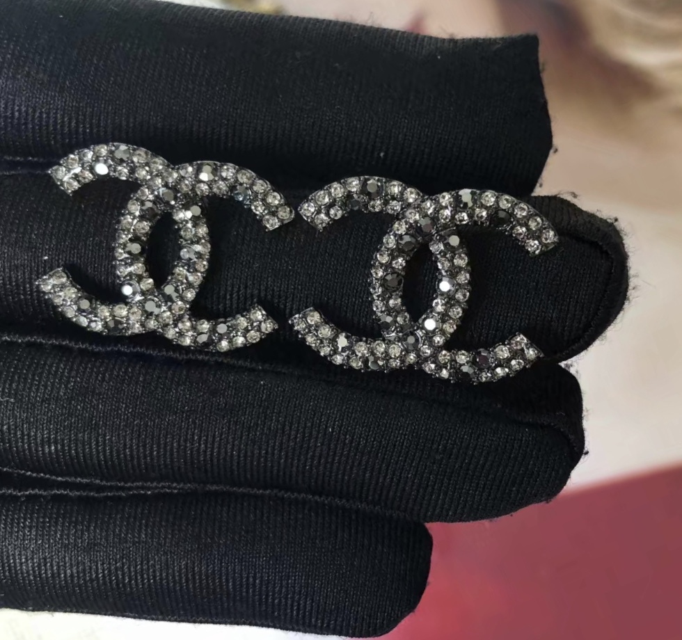 Authentic Chanel Large Crystal Grey Black Cc and 50 similar items