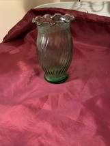 Vintage Green Swirled Rippled And Ruffled Glass Vase Anchor Hocking? - $4.95
