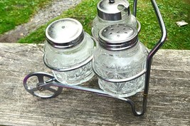 Anchor Hocking Salt/Pepper Shakers/Jelly Jar in Wheelbarrow, Farmhouse Decor - $22.00