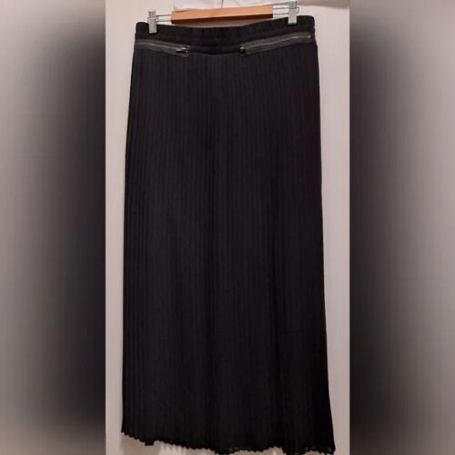 Black Sheer Pleated Skirt With Half Slip Skirt Under With Zipper Accents Sz Pl Skirts 5552