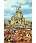 Postcard "Welcome to Walt Disney World", Cinderella Castle, Orlando, FL.  S2 - $7.24