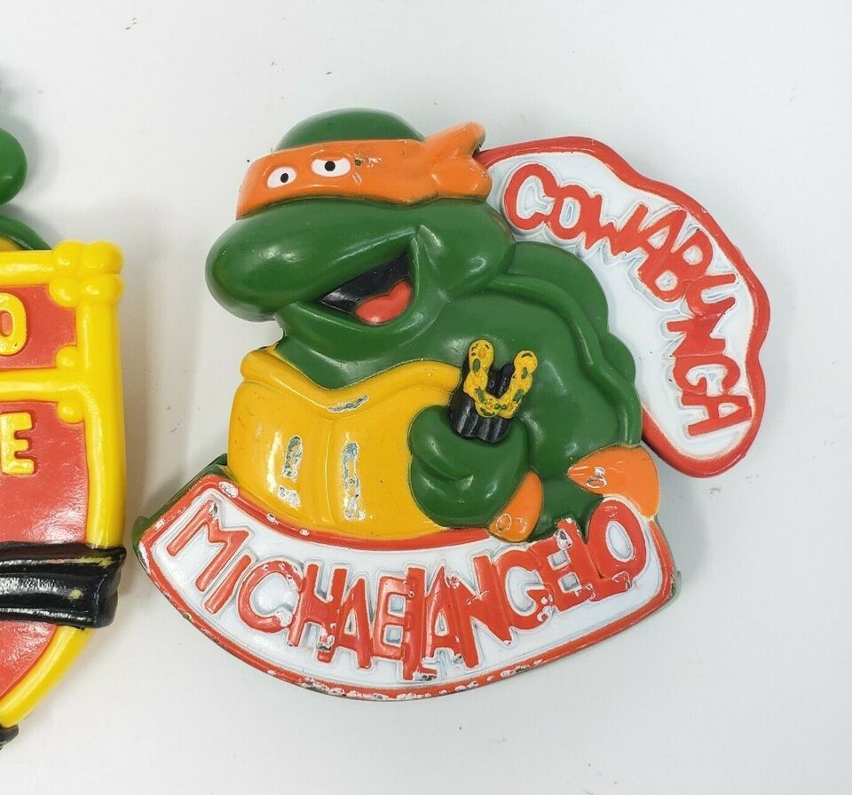 LOT OF 2 VINTAGE 1989 BURGER KING TEENAGE MUTANT NINJA TURTLES PLASTIC