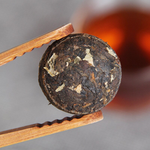 Yunnan Puer Tea Lotus Leaf Compressed Mini Pot 250g - $25.86